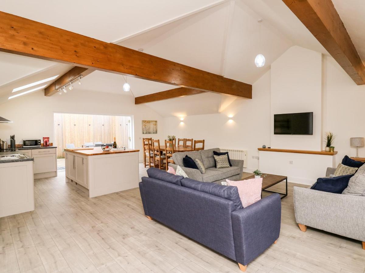 Bridgend Cottages ランドリンドッド・ウェルズ エクステリア 写真