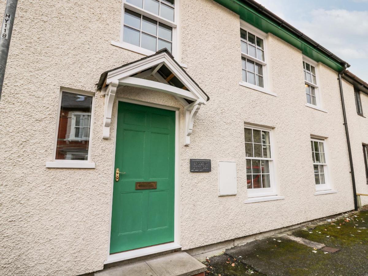 Bridgend Cottages ランドリンドッド・ウェルズ エクステリア 写真